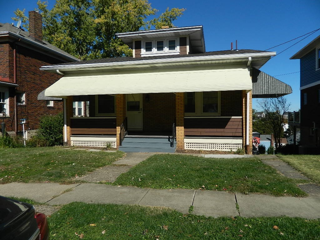 34 Amherst Ave