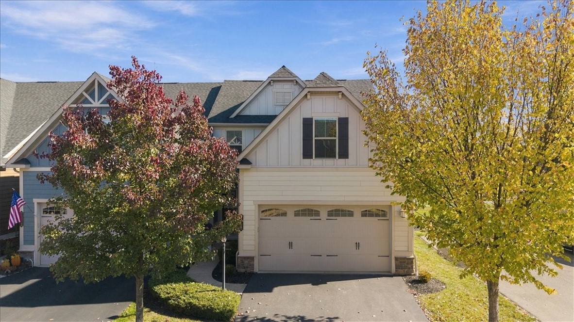 2000 Connecticut Ln