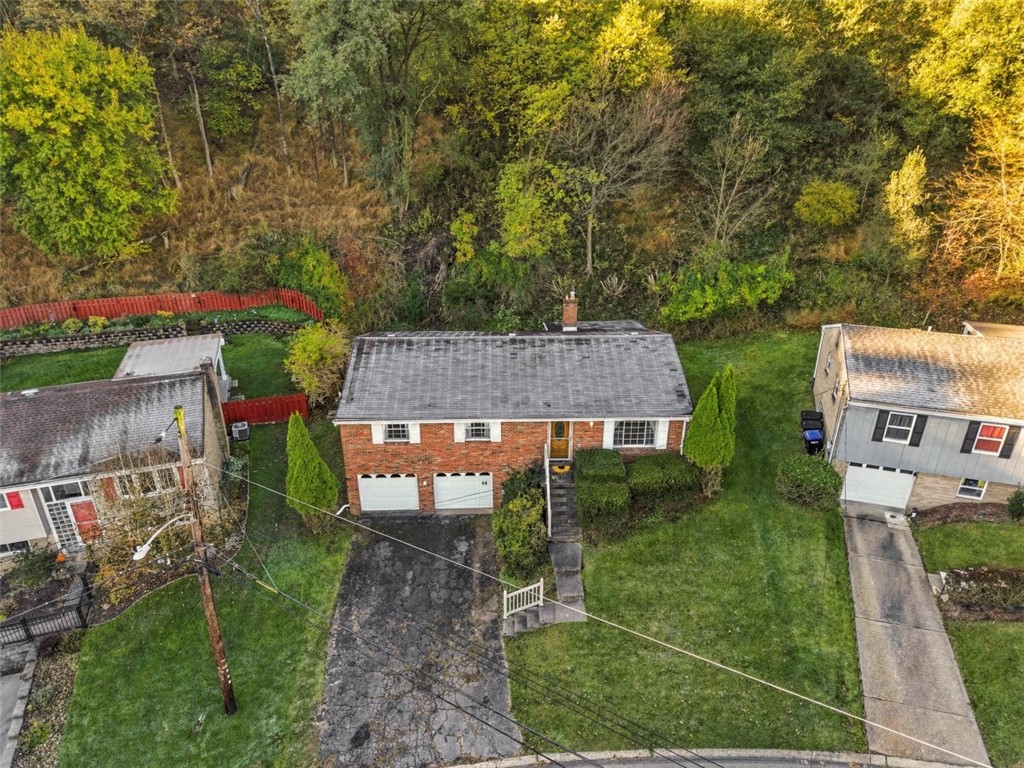 94 York Dr