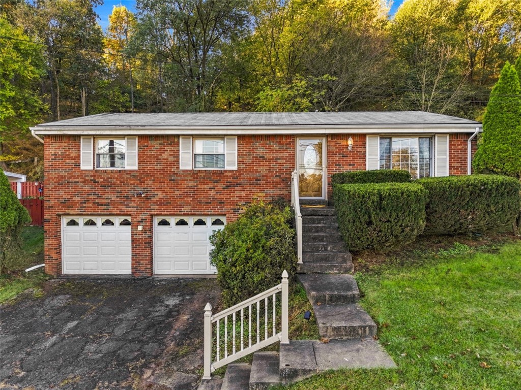 94 York Dr