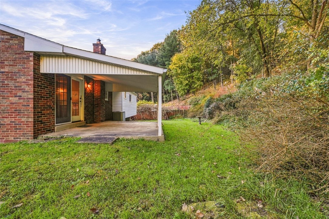 94 York Dr