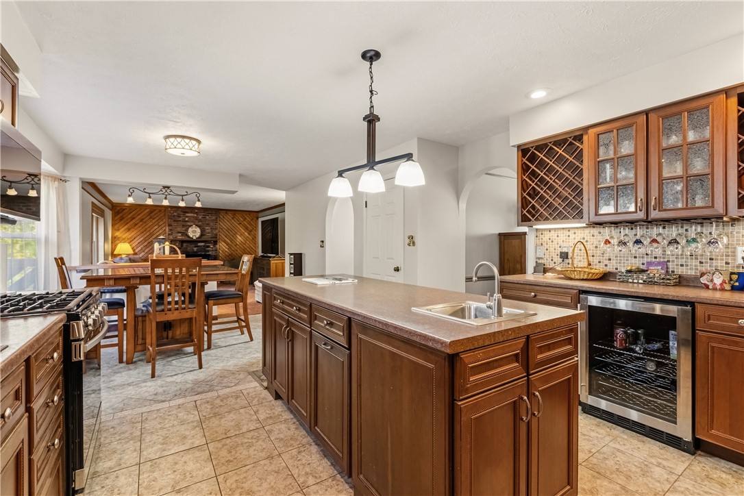 3141 Westwind Dr 9600 Perry Highway, Suite