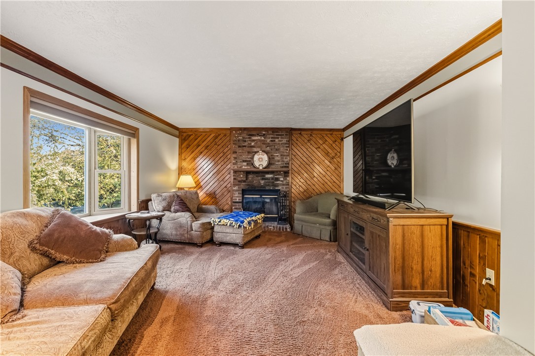 3141 Westwind Dr 9600 Perry Highway, Suite