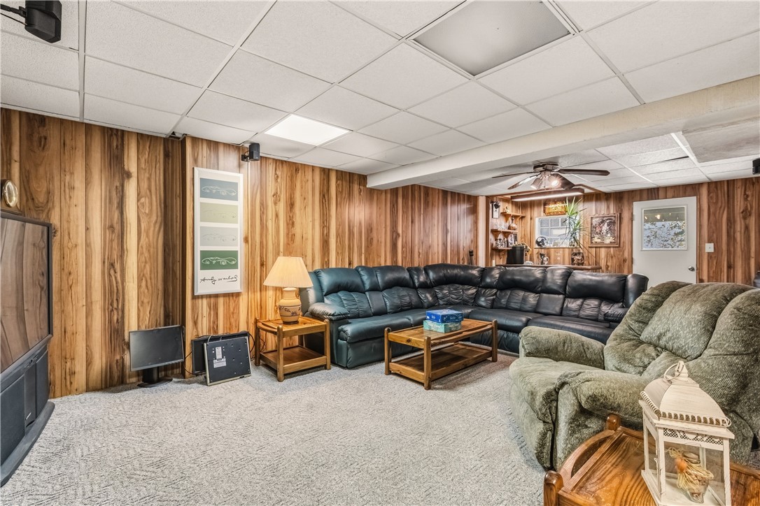 3141 Westwind Dr 9600 Perry Highway, Suite