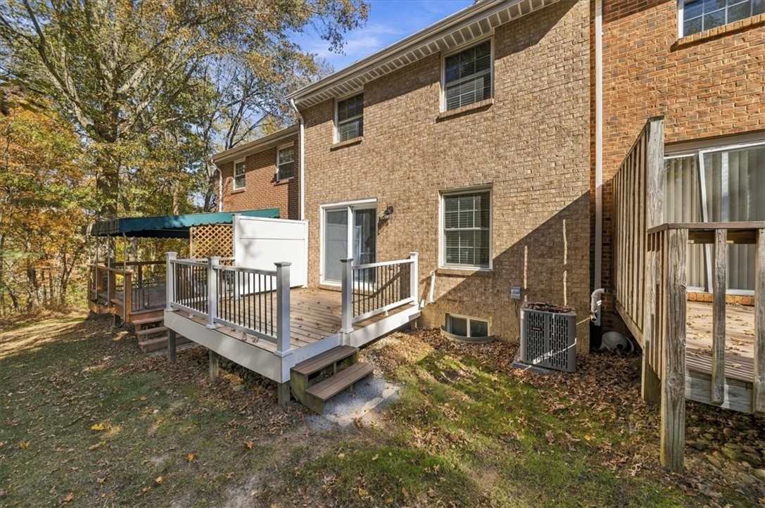 152 Aberdeen Dr