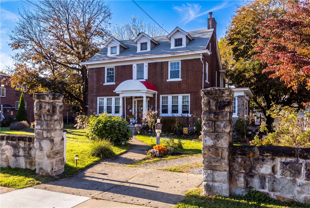 150 S Euclid Ave