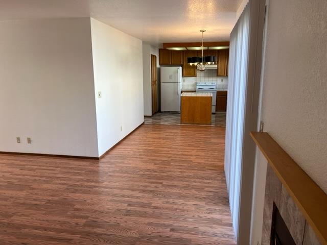 239 Mortimer Lane