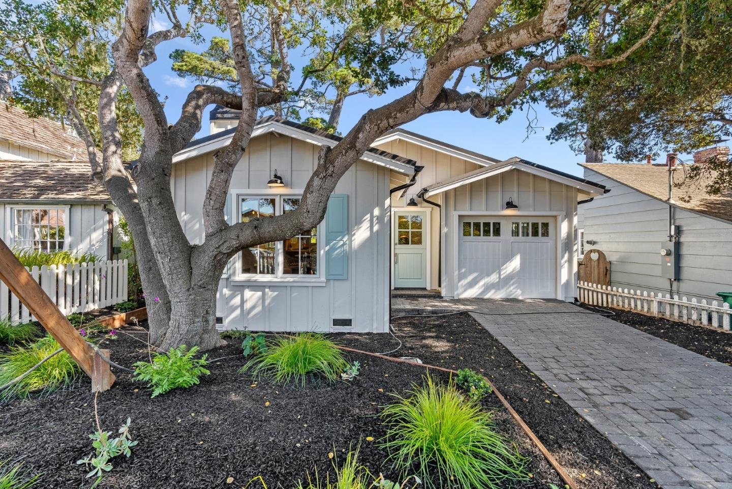 6 Northeast Junipero Avenue