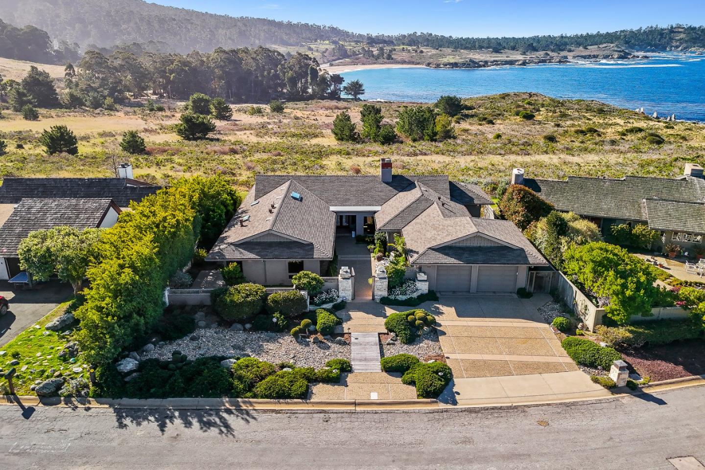 2932 Cuesta Way