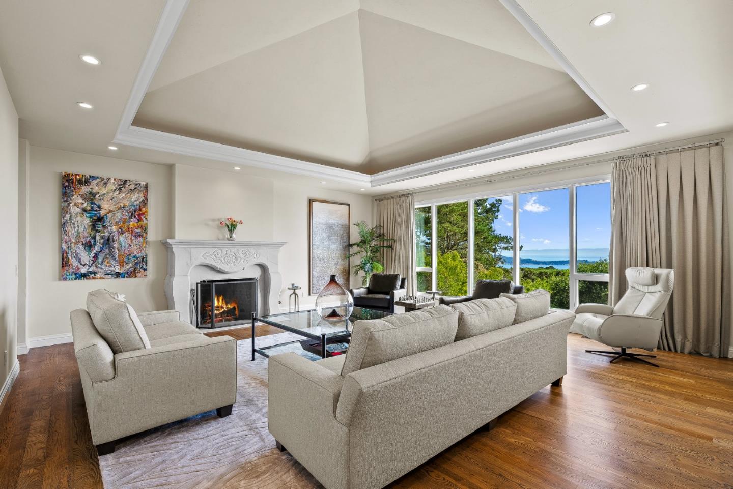 4038 Sunridge Road