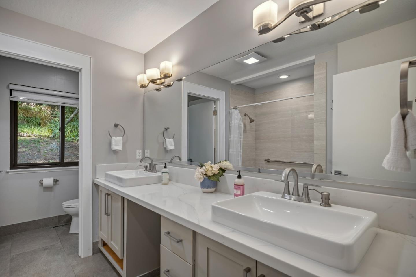 4155 Sunset Lane