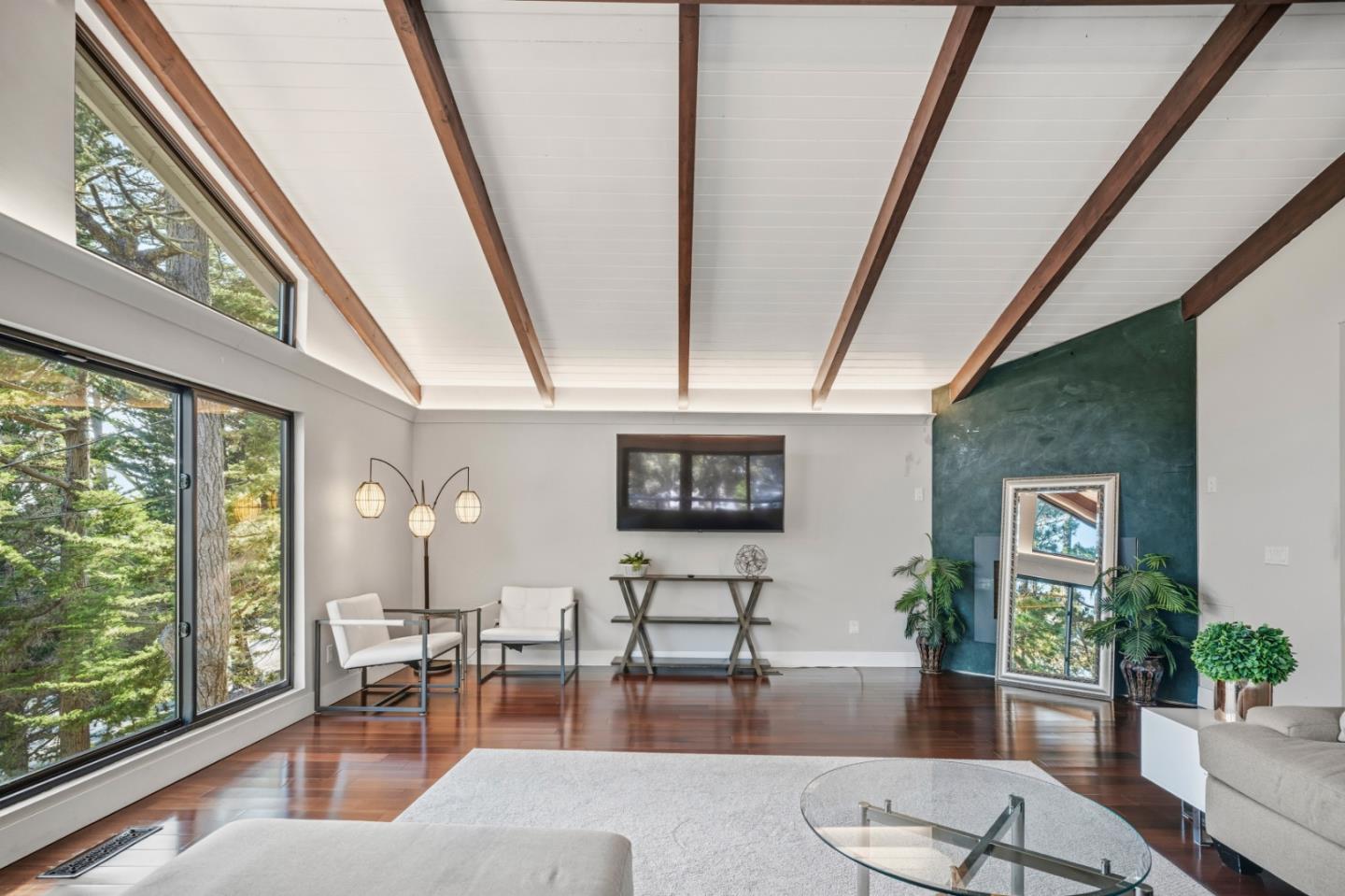 4155 Sunset Lane