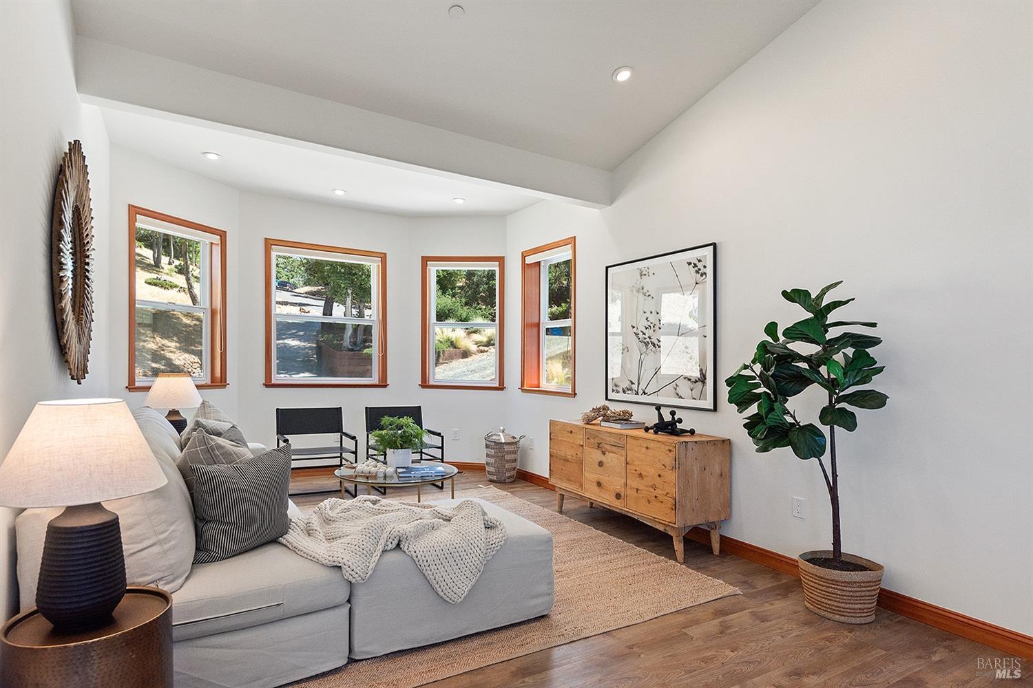 5333 Winding View Trl