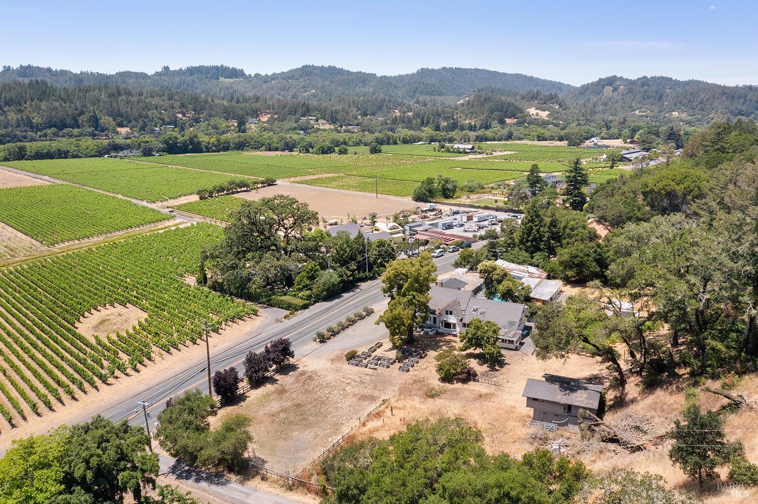 995 Dry Creek Rd