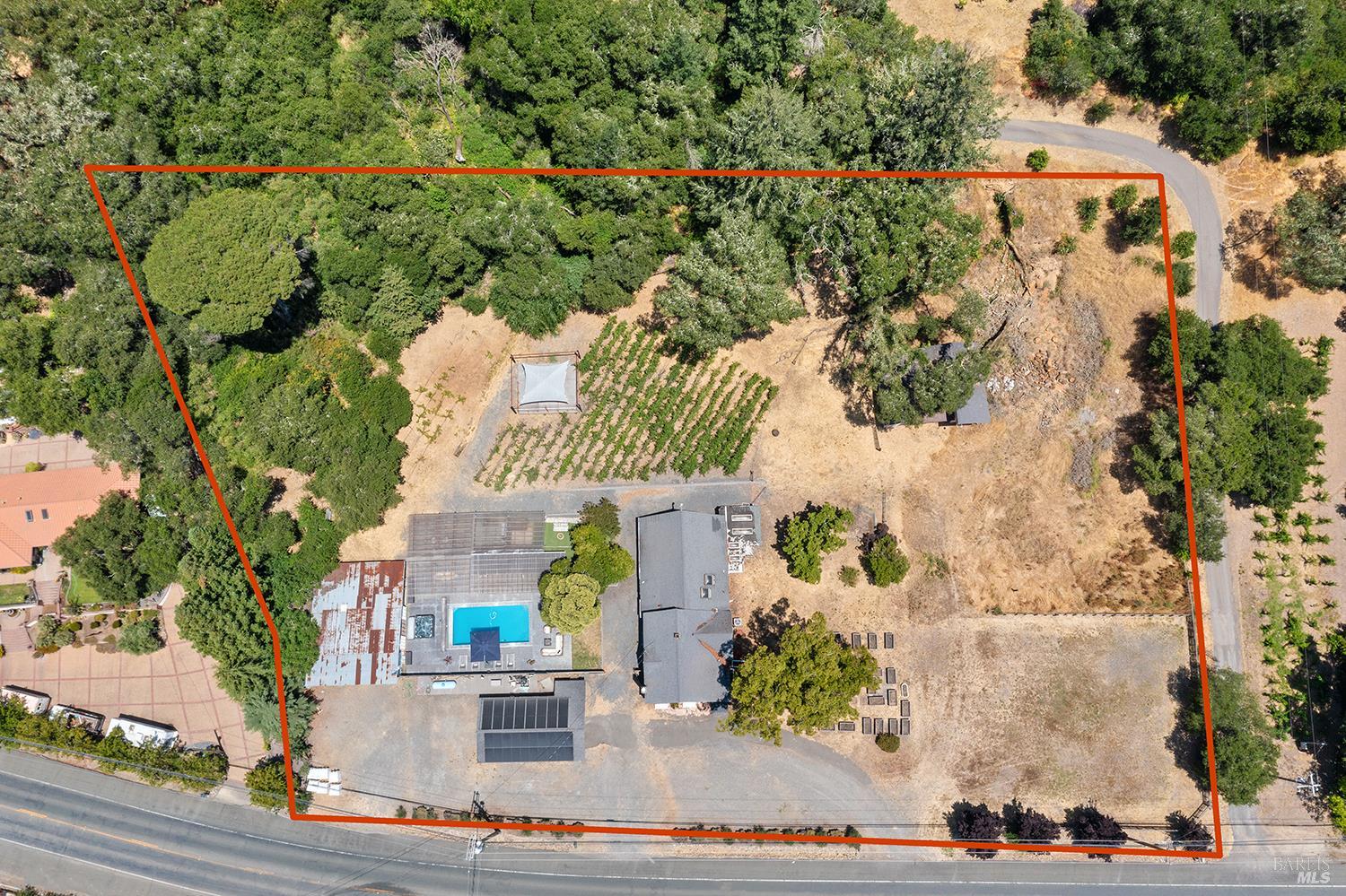 995 Dry Creek Rd