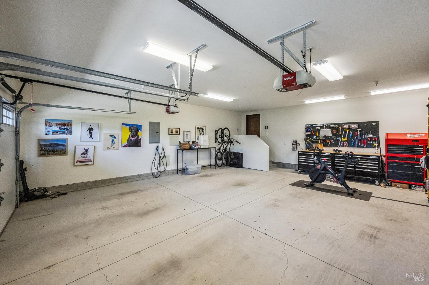 1057 Red Tail Rd