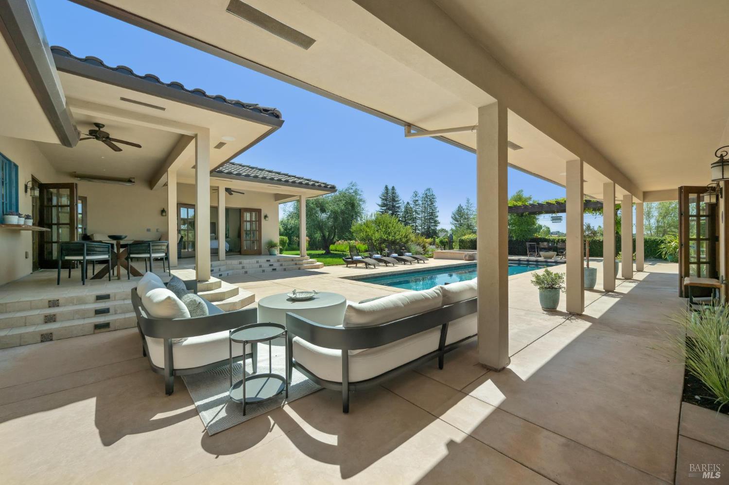 1057 Red Tail Rd