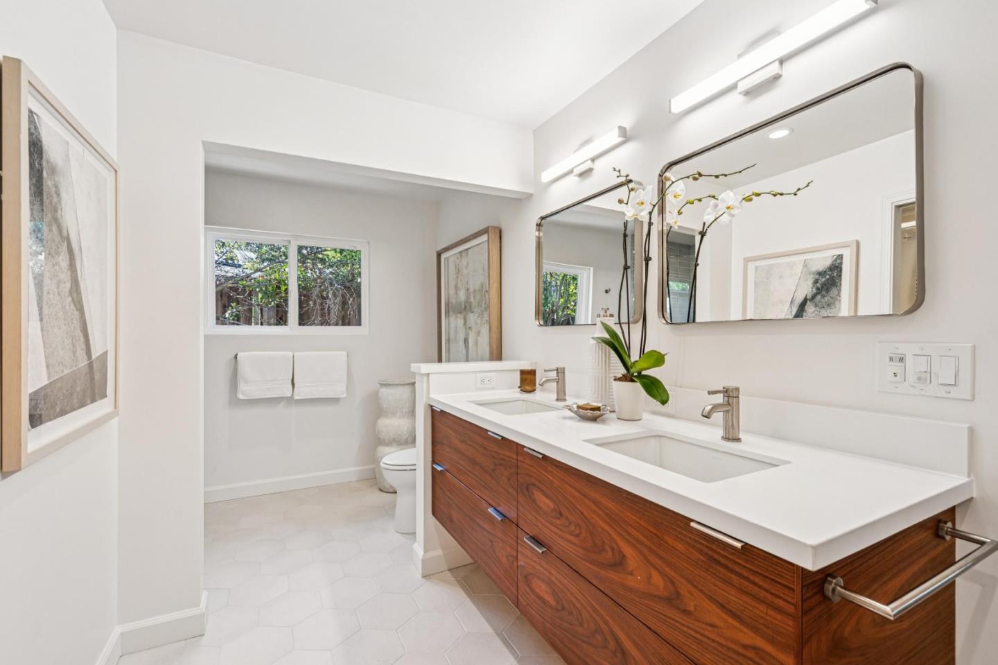 822 Mesa Court