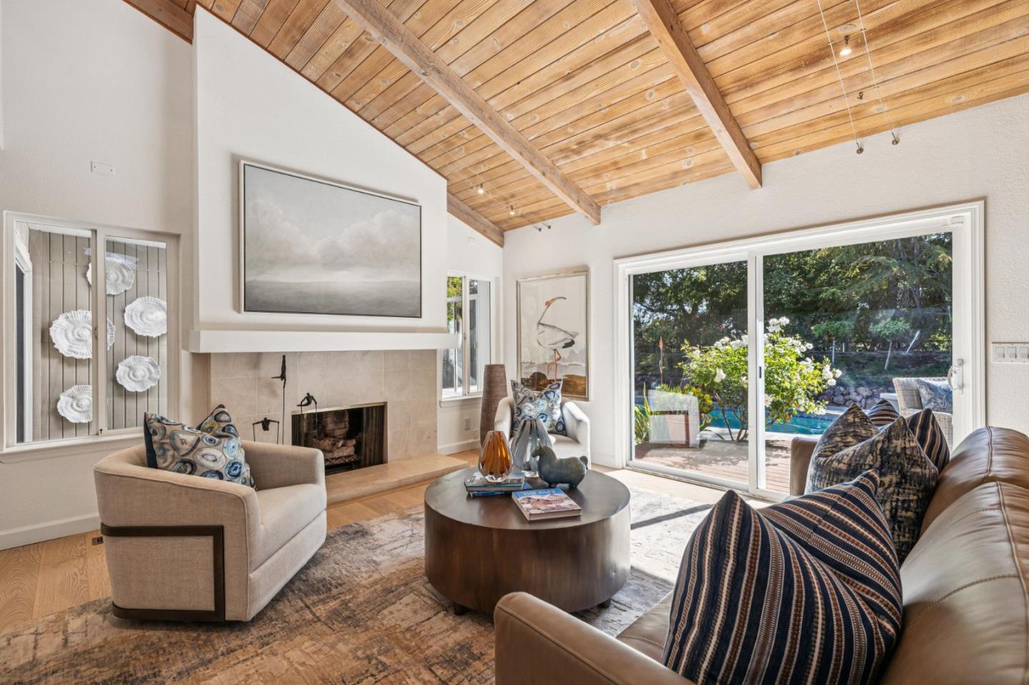 822 Mesa Court