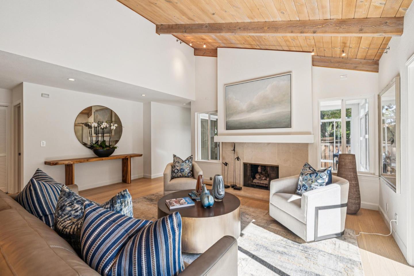 822 Mesa Court