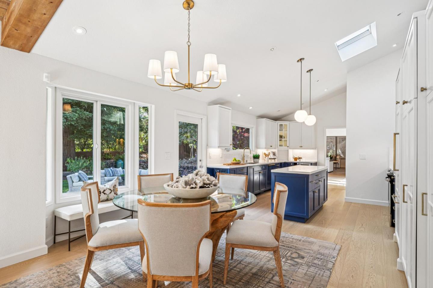822 Mesa Court