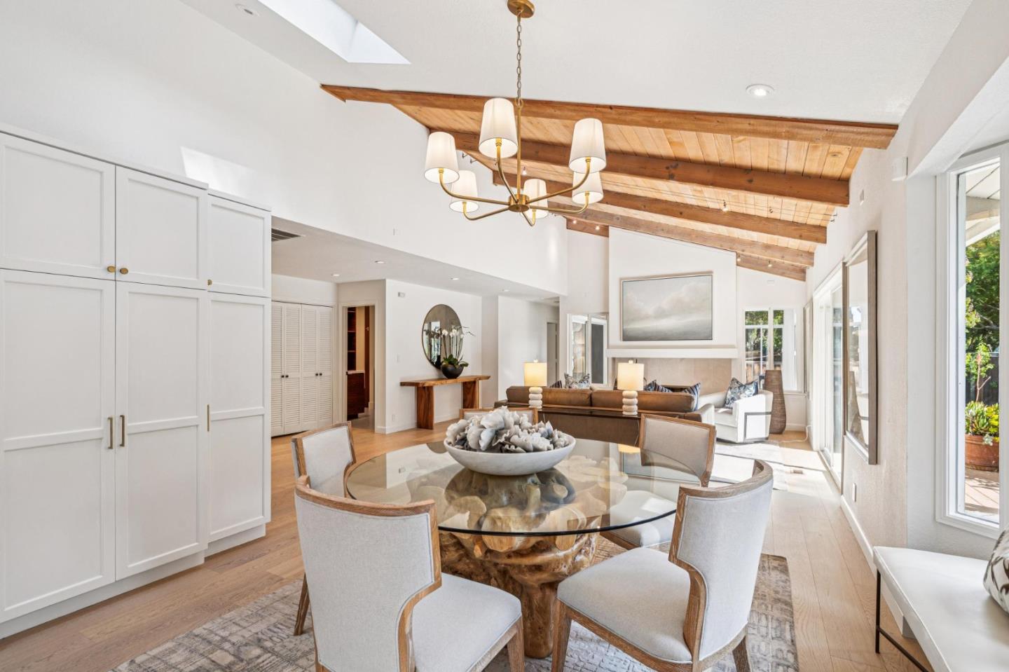 822 Mesa Court