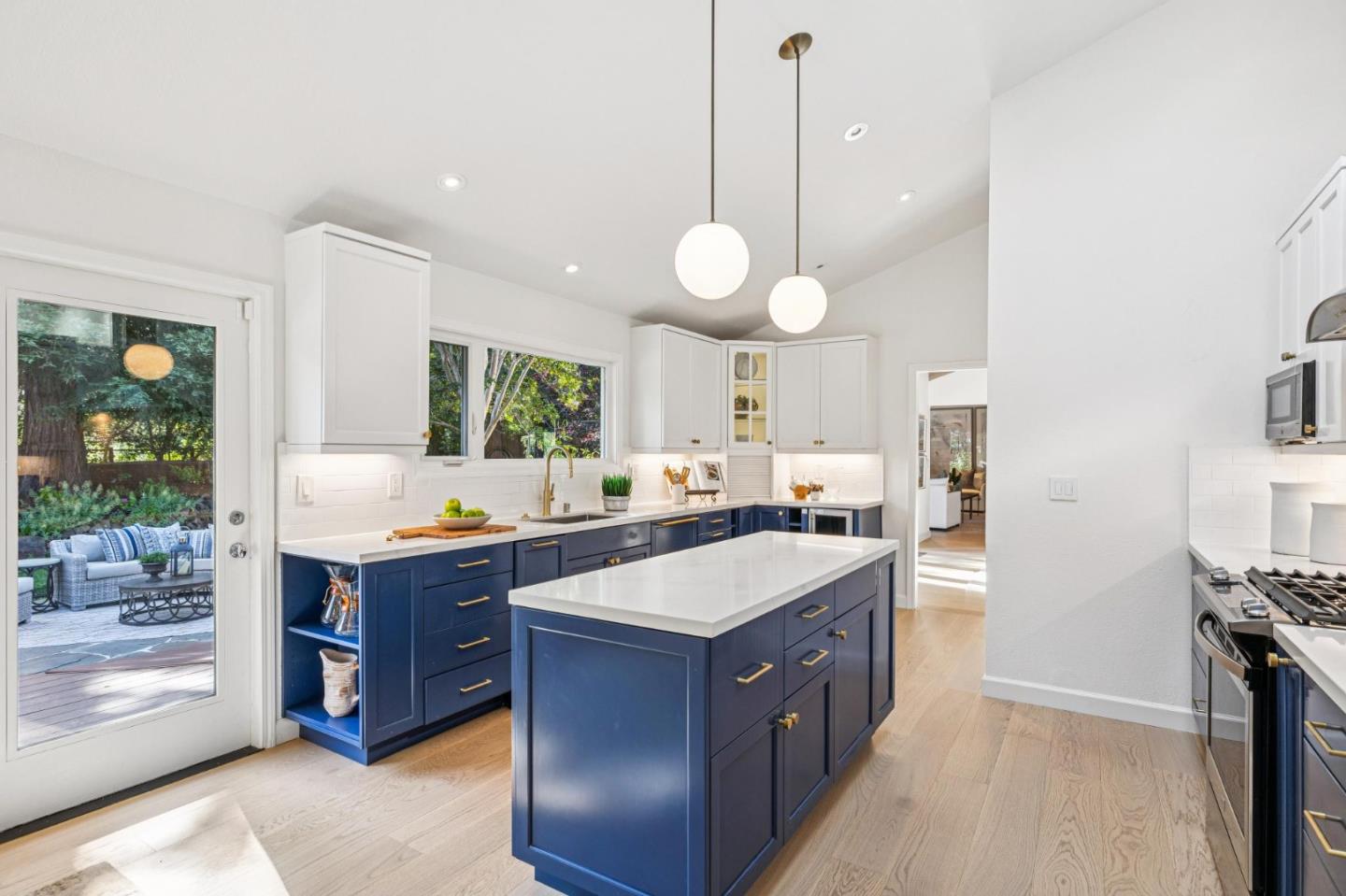 822 Mesa Court
