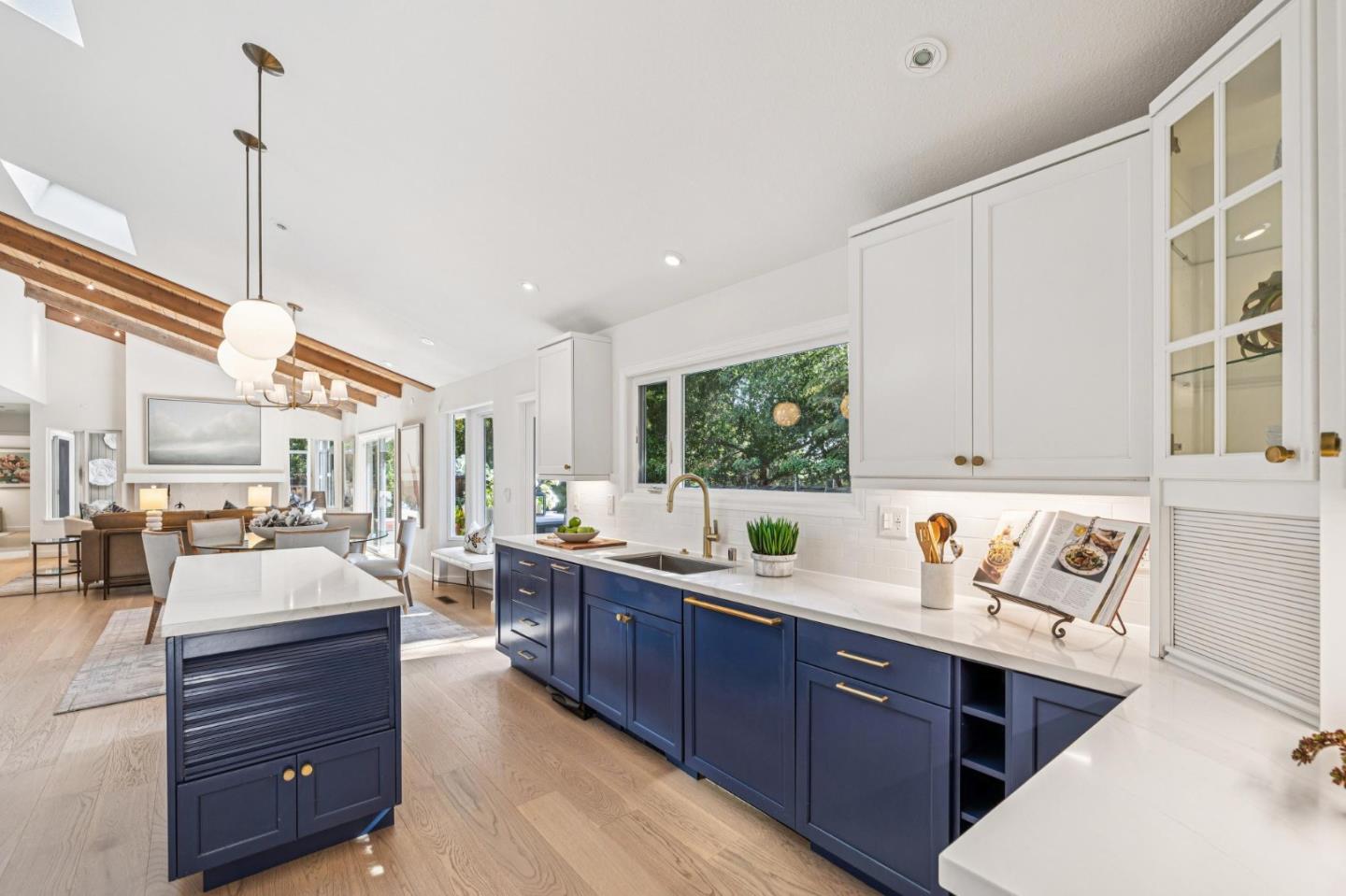 822 Mesa Court
