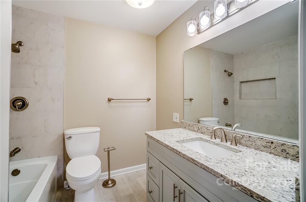 14711 Brighton Place