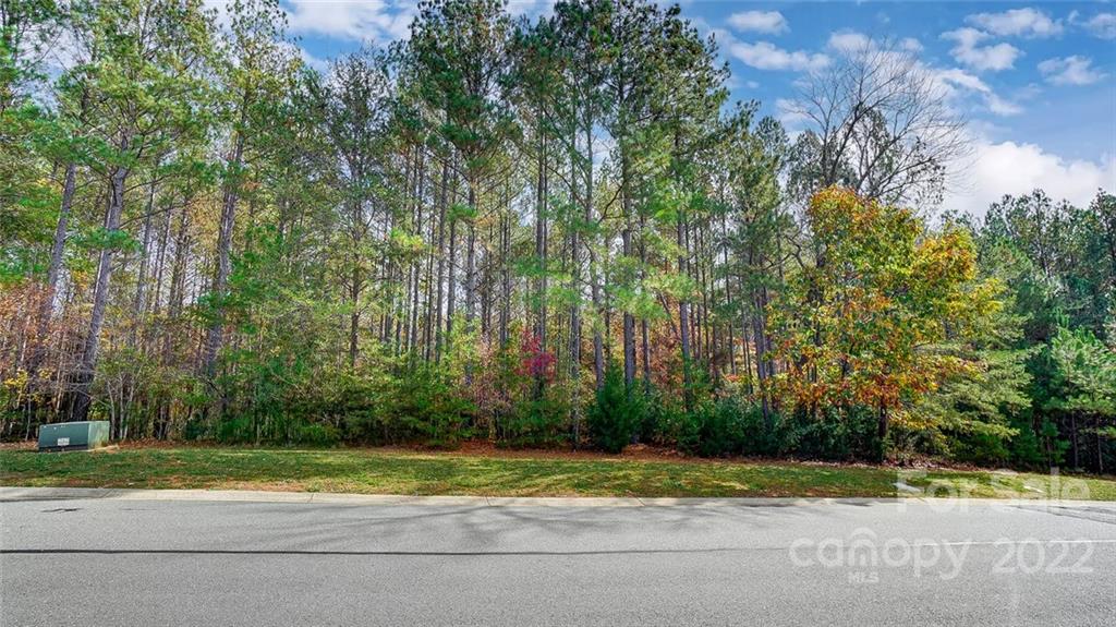 3012 Ashwood Park Drive