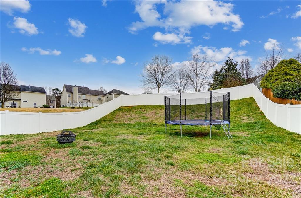 6934 Tanners Creek Drive