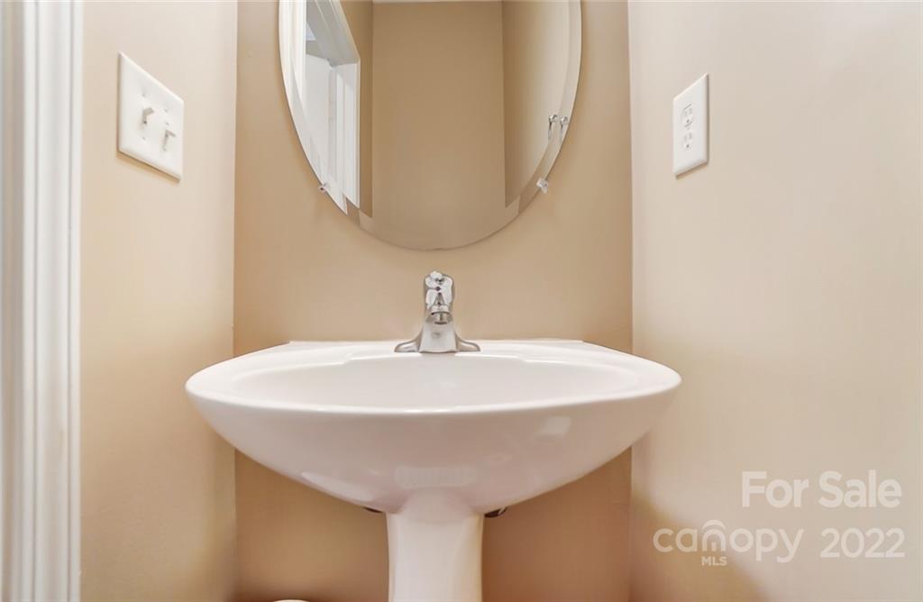 6934 Tanners Creek Drive