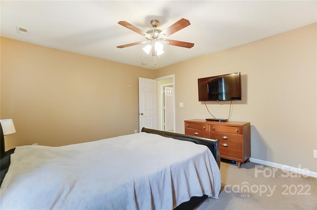 6934 Tanners Creek Drive