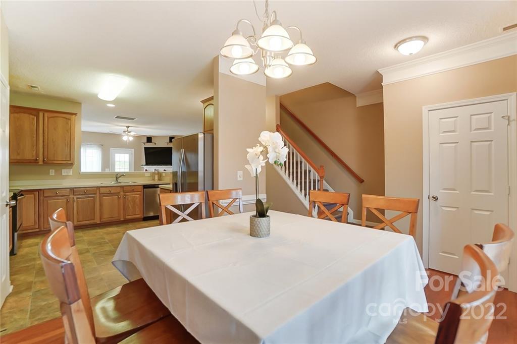 6934 Tanners Creek Drive