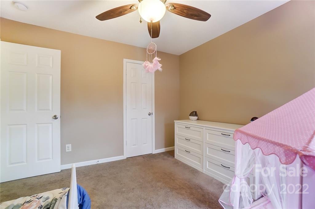 6934 Tanners Creek Drive