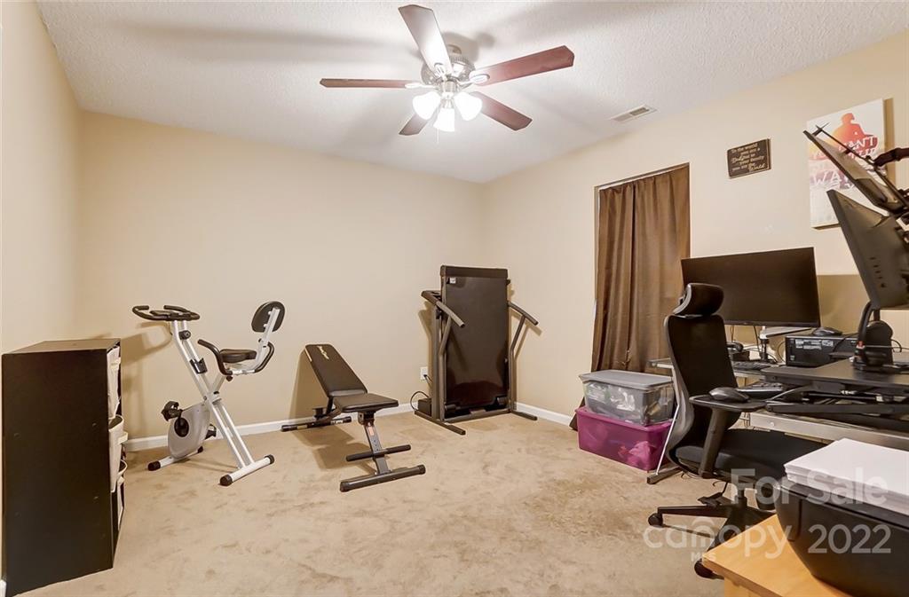 6934 Tanners Creek Drive