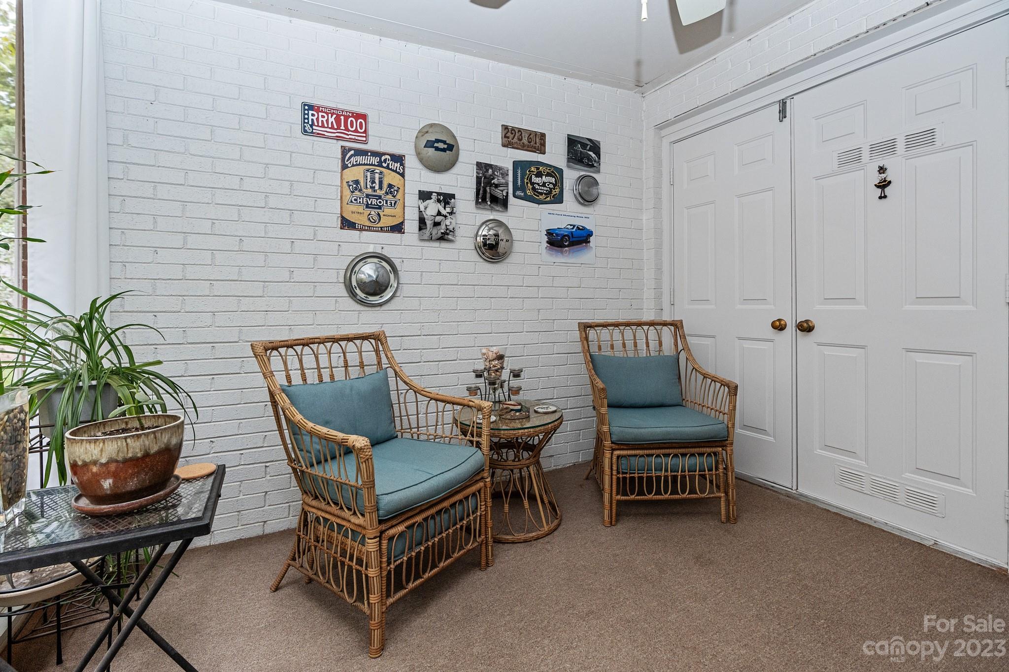 19961 Oak Leaf Circle