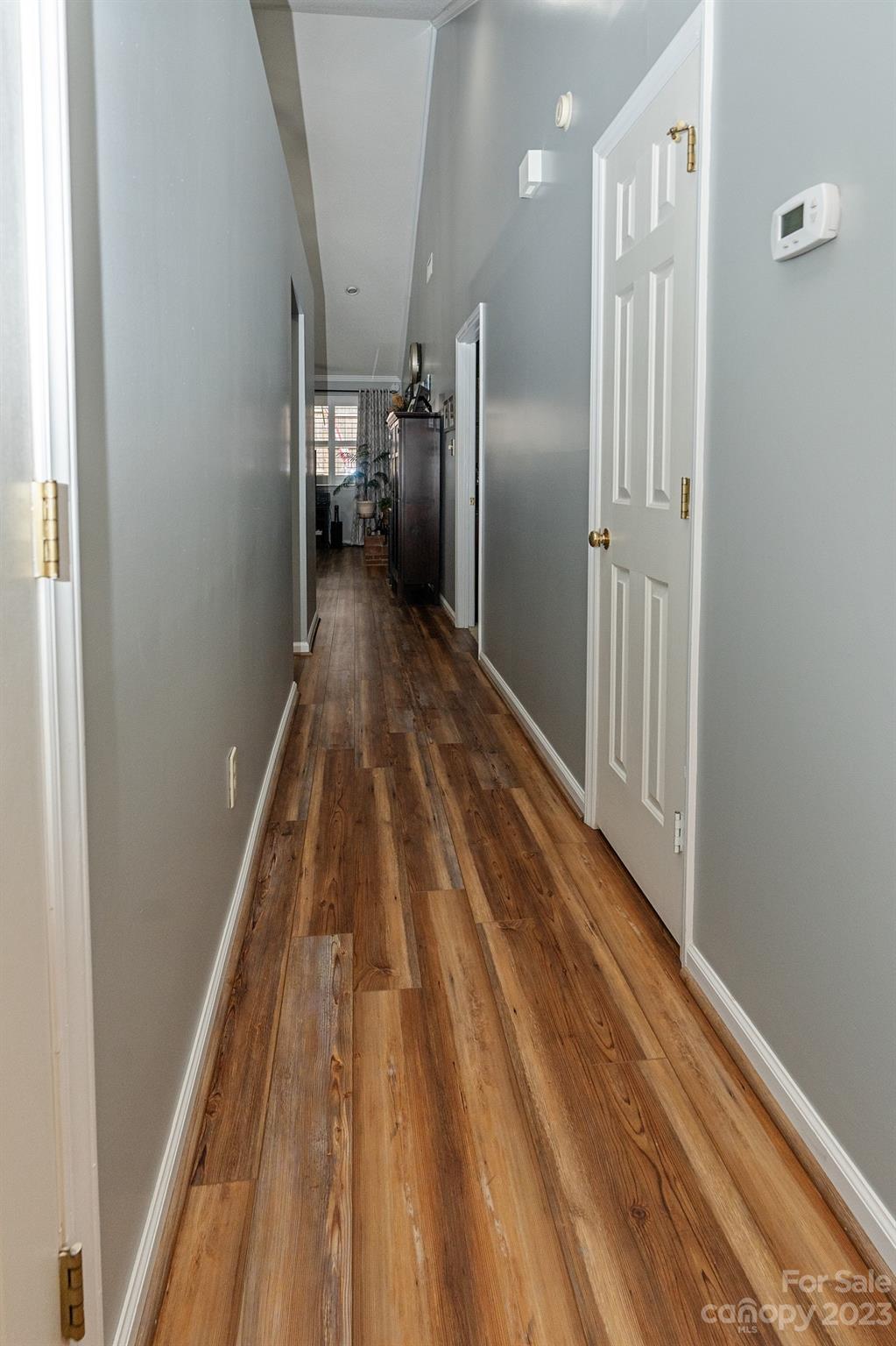 19961 Oak Leaf Circle