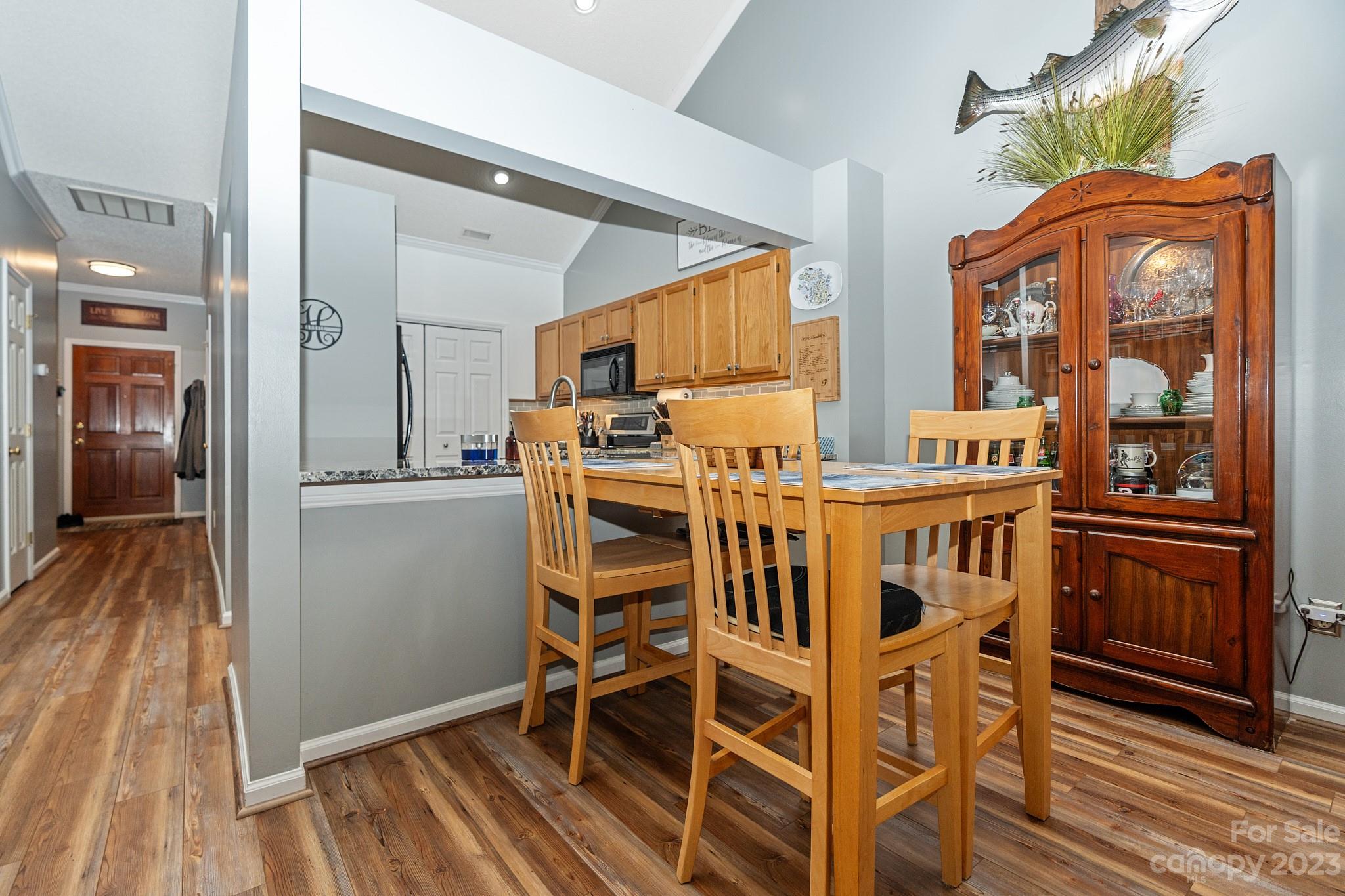 19961 Oak Leaf Circle