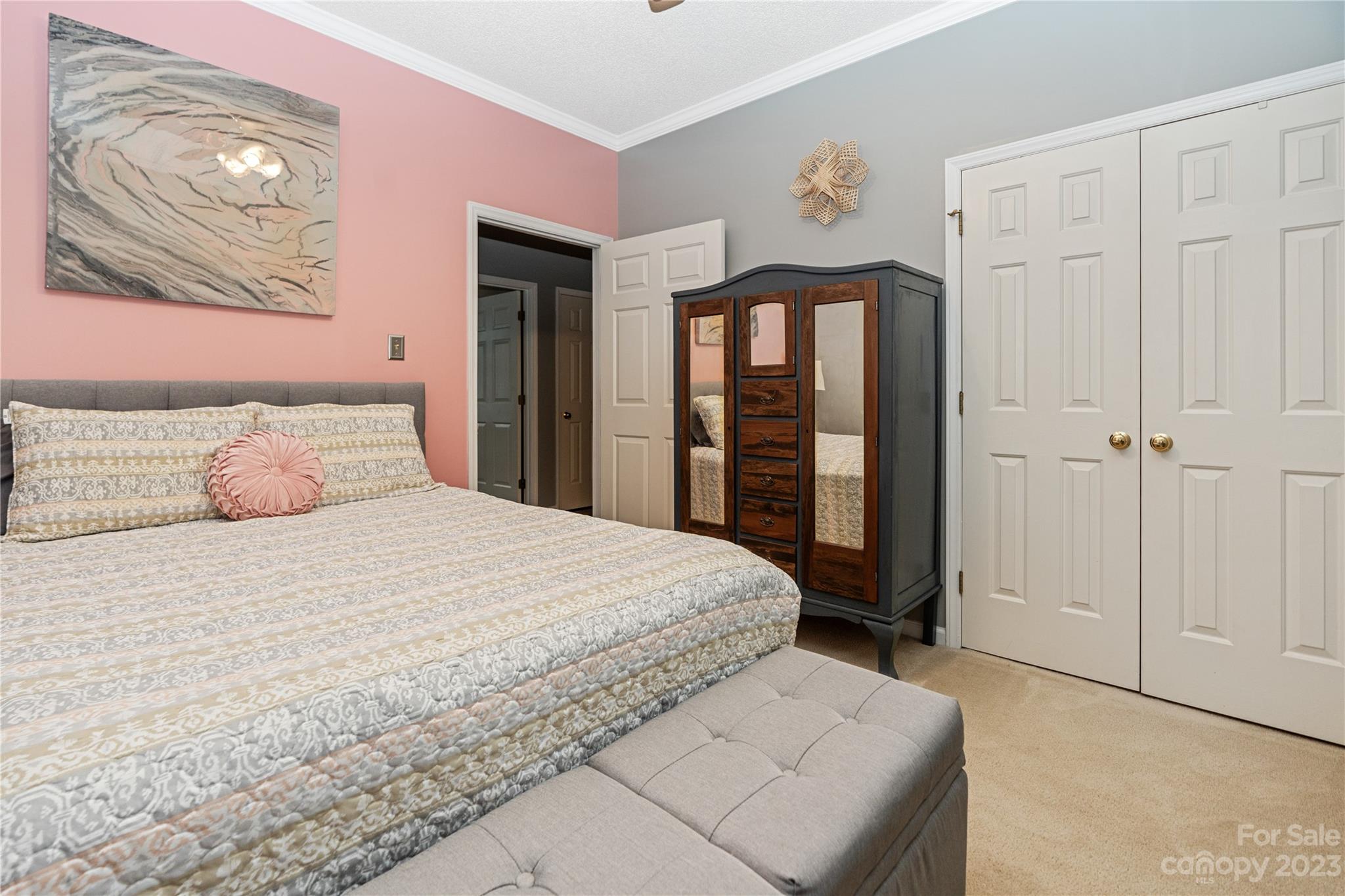 19961 Oak Leaf Circle