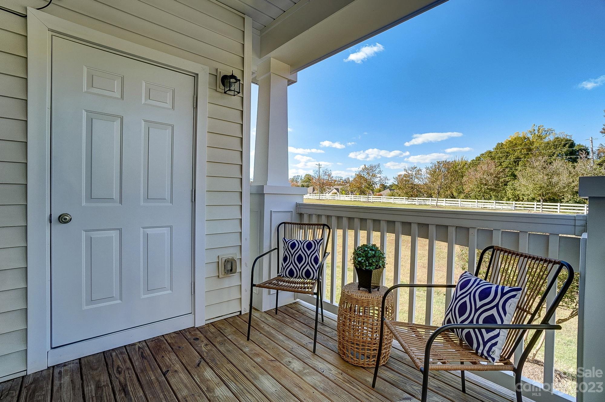 17049 Doe Valley Court