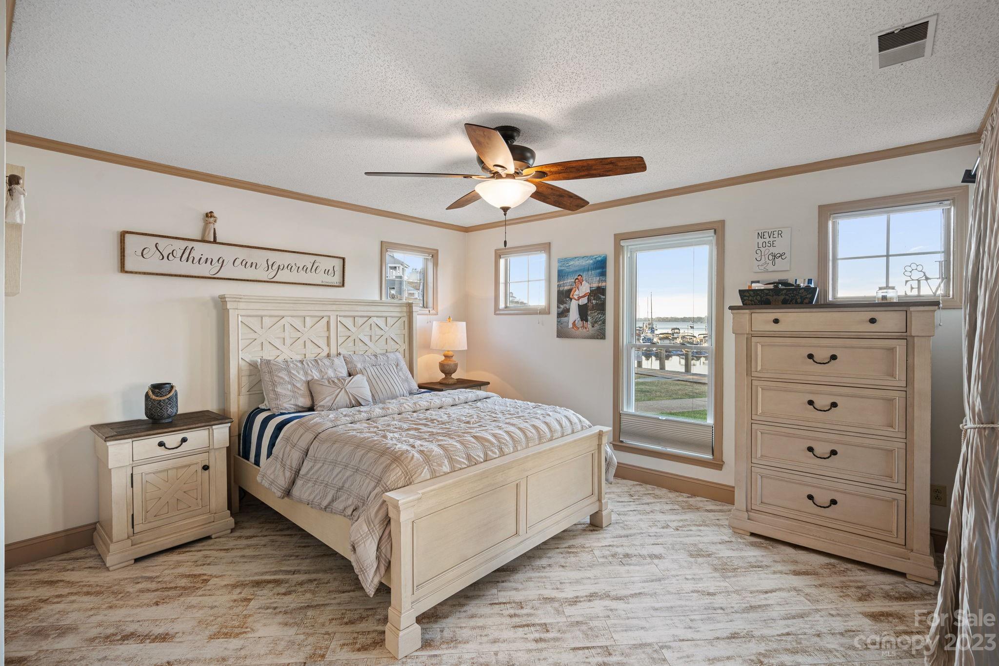 18801 Vineyard Point Lane