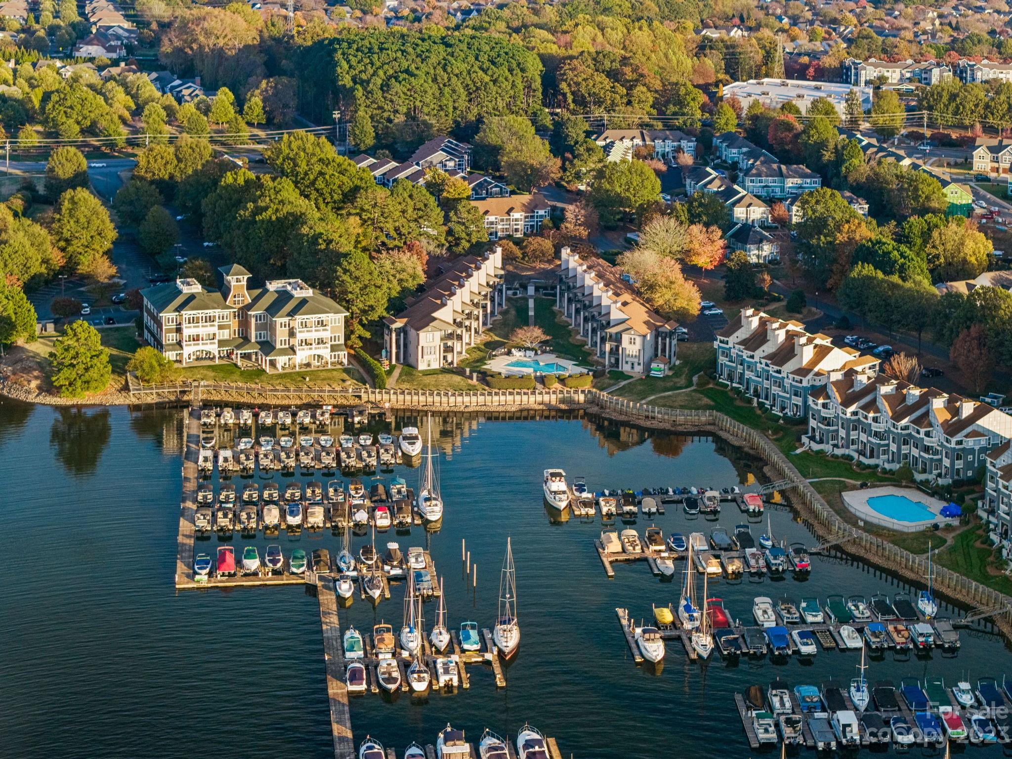 18801 Vineyard Point Lane