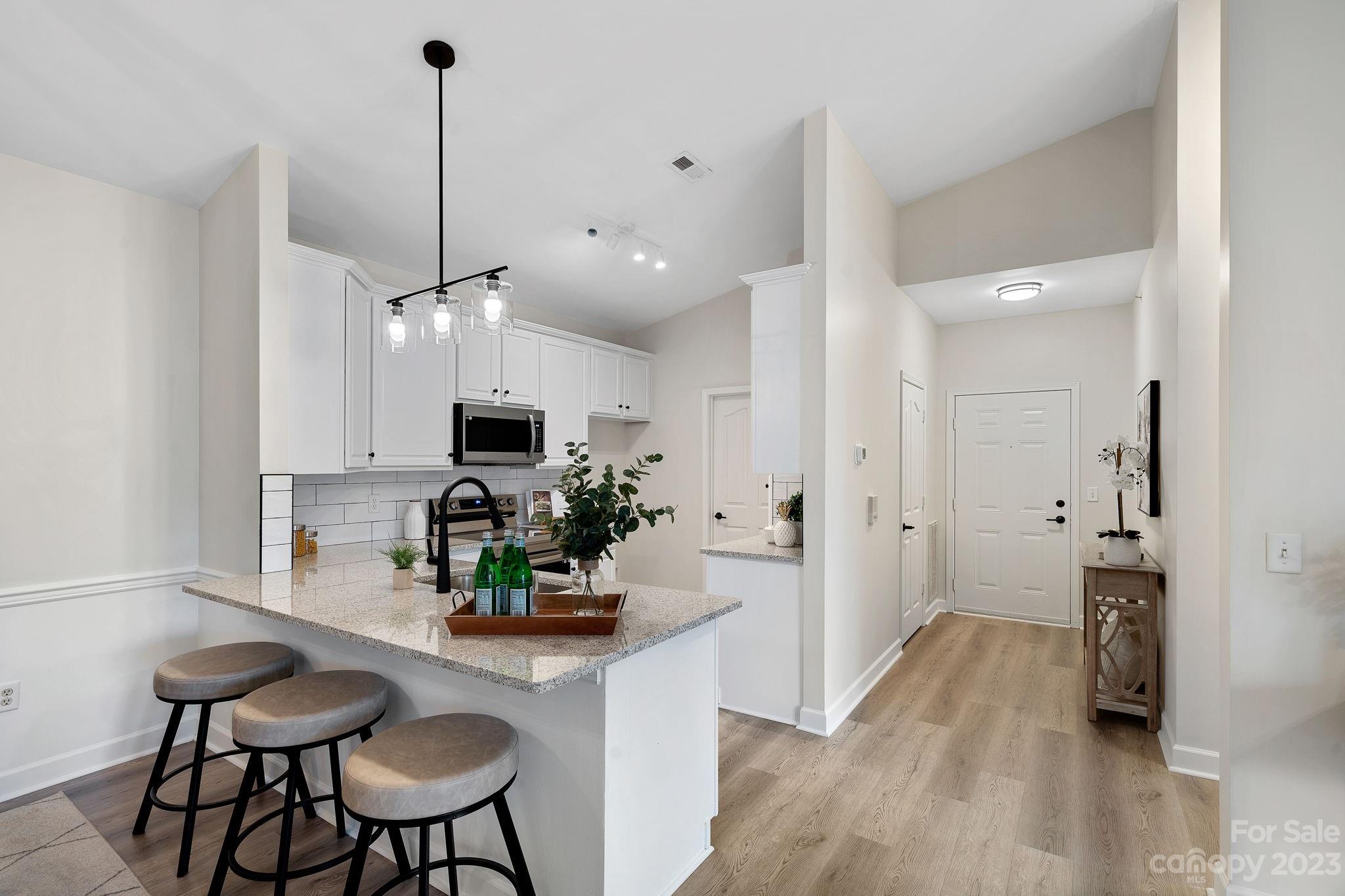 16947 Doe Valley Court