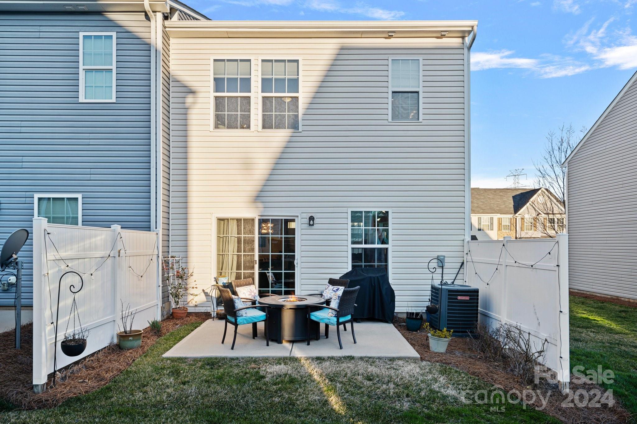 2824 Sand Cove Court