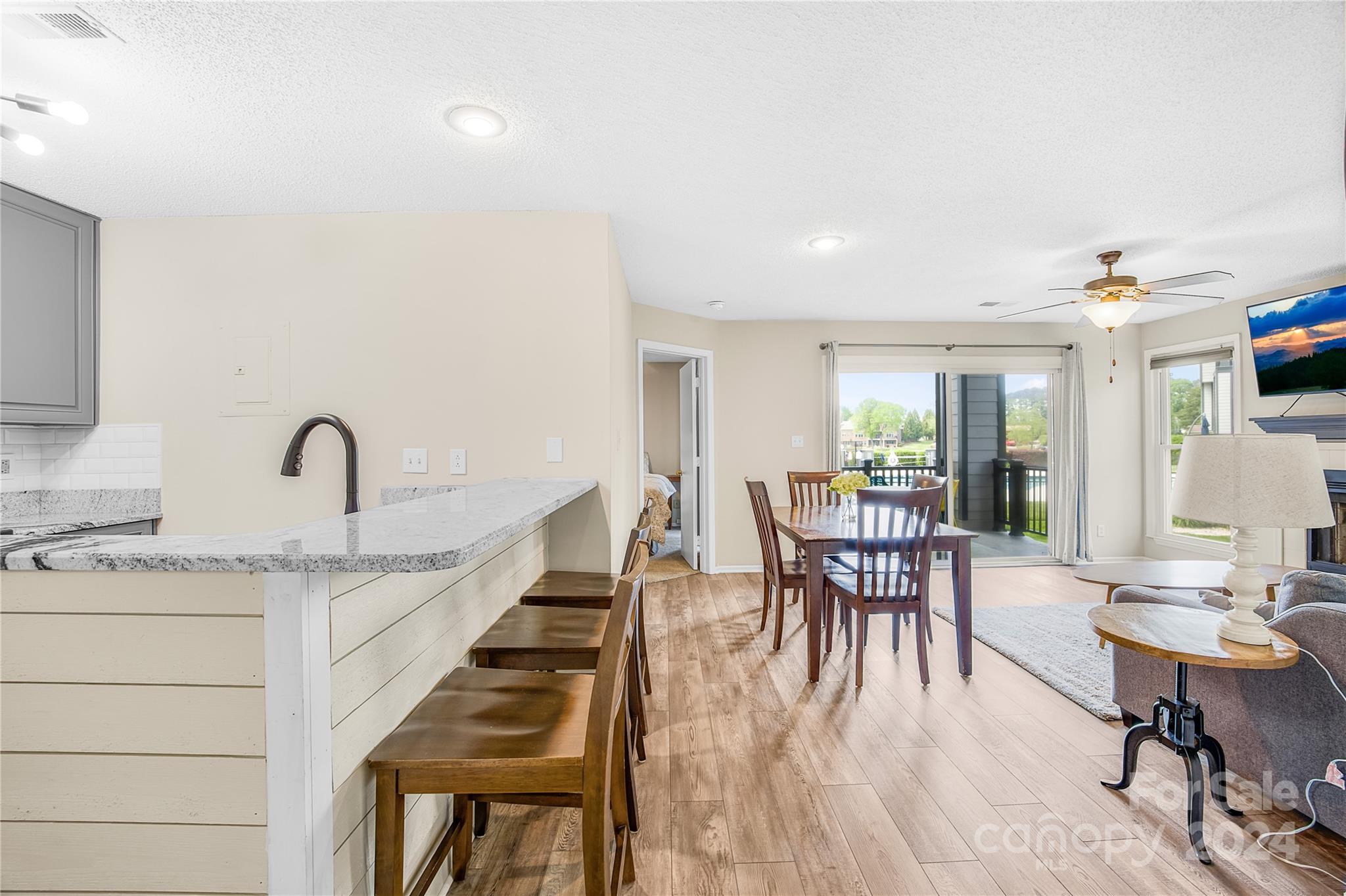 18807 Vineyard Point Lane