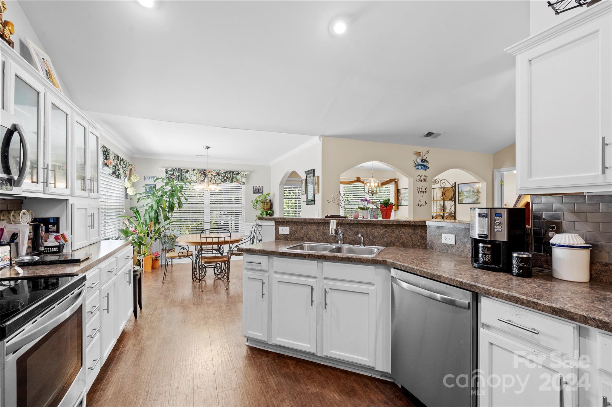 10812 Peddlers Court