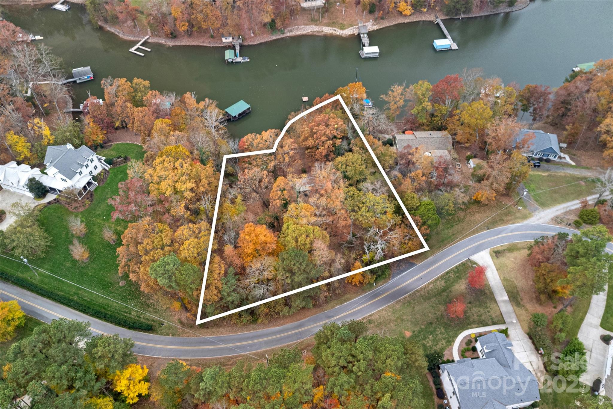 205 Grasshopper Circle