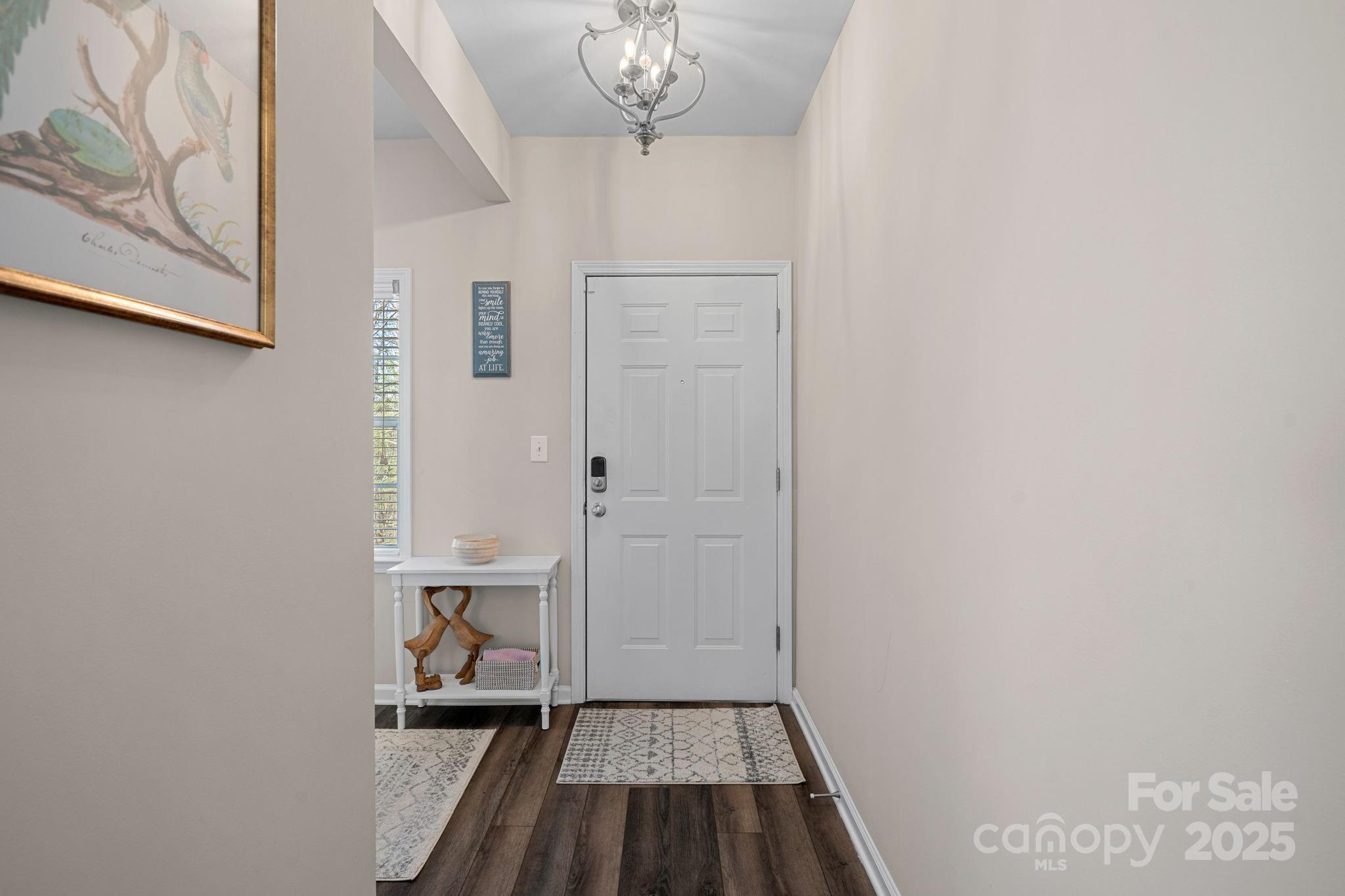 8938 Rosalyn Glen Road