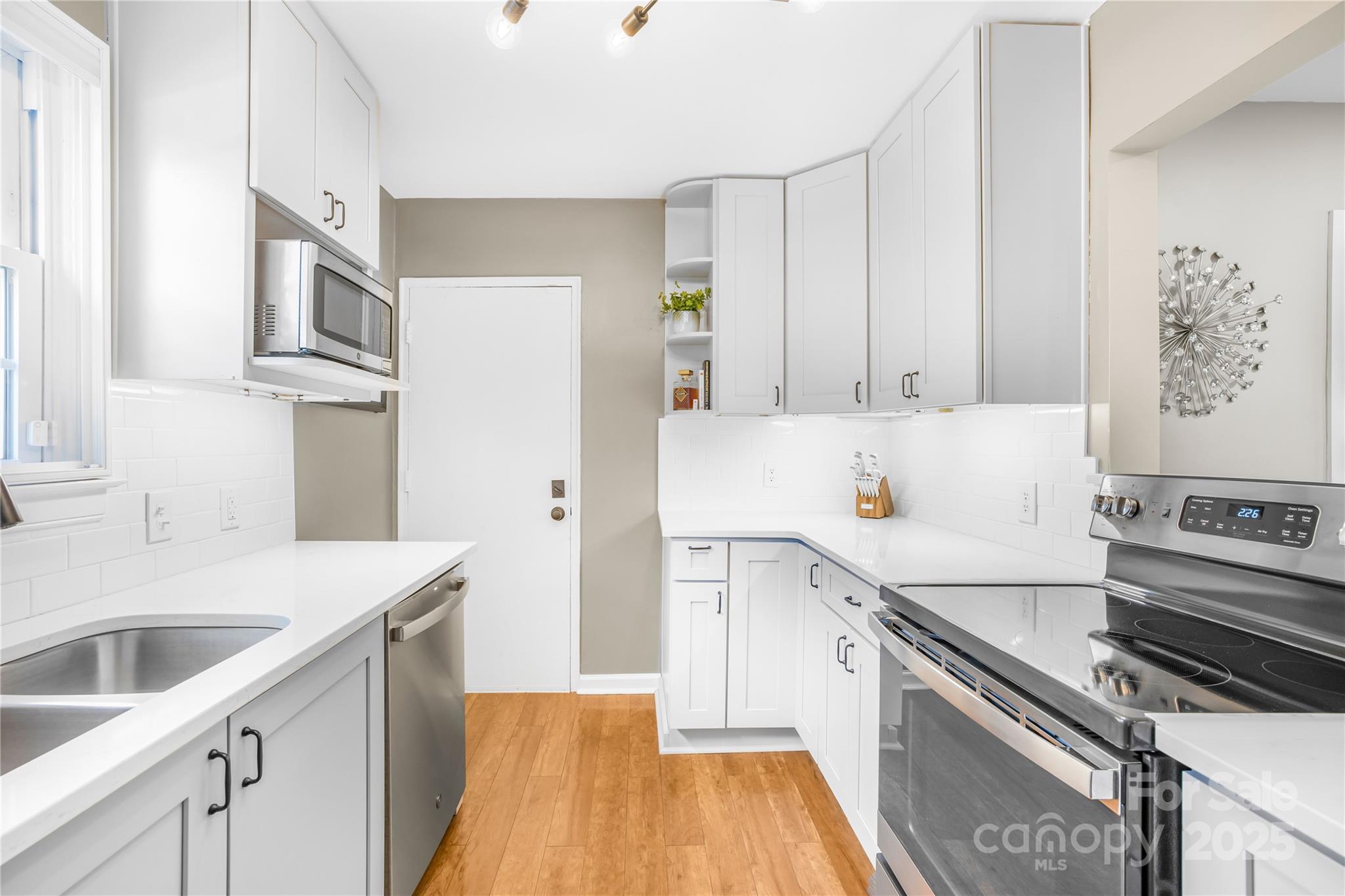 419 Wakefield Drive Unit: A